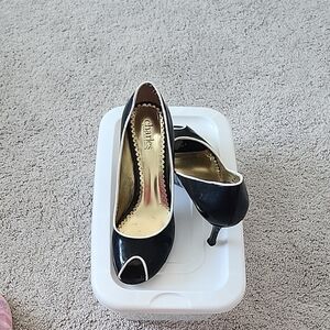 Charles By Charles David Black Patent Peep-Toe Pumps with White Trim 3.5 Heels